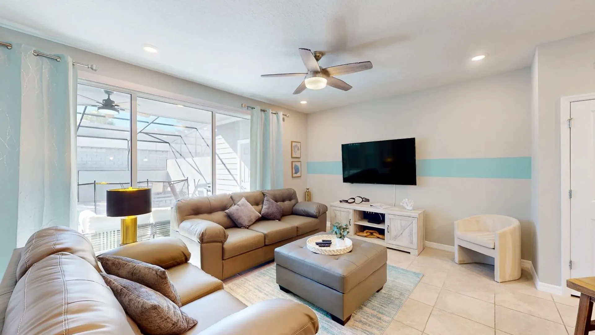 Gardenia Lane Bloom Villa Davenport